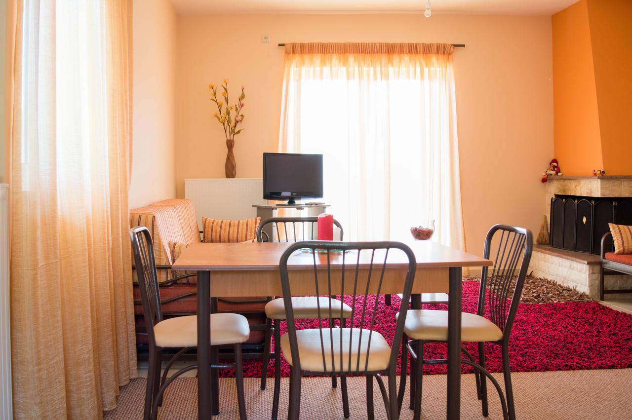 Manesi Apartments Boumboukas Екстер'єр фото